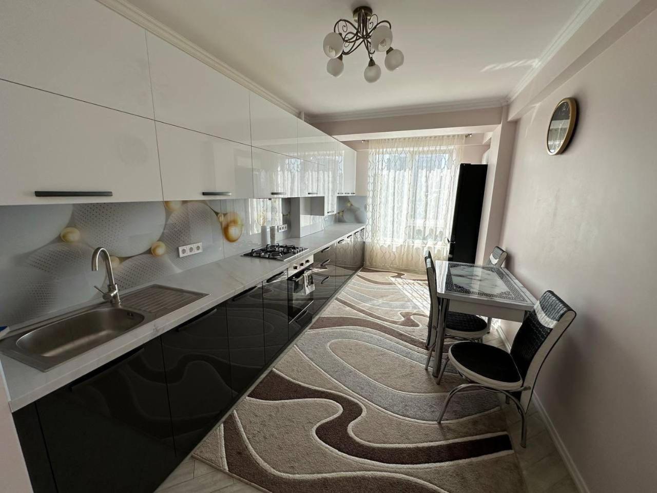 Airport Apartments Taxi Chişinău Extérieur photo